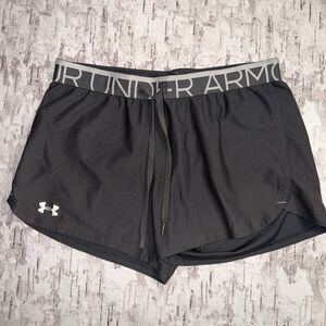 Under Armour Women’s Medium Athletic Shorts Gray Drawstring Loose Heat Geat
